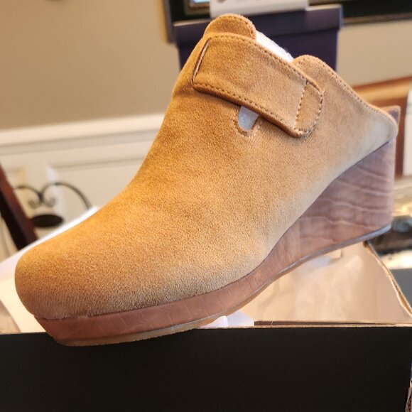Suede Slip-on Clogs - Picture 1 of 4